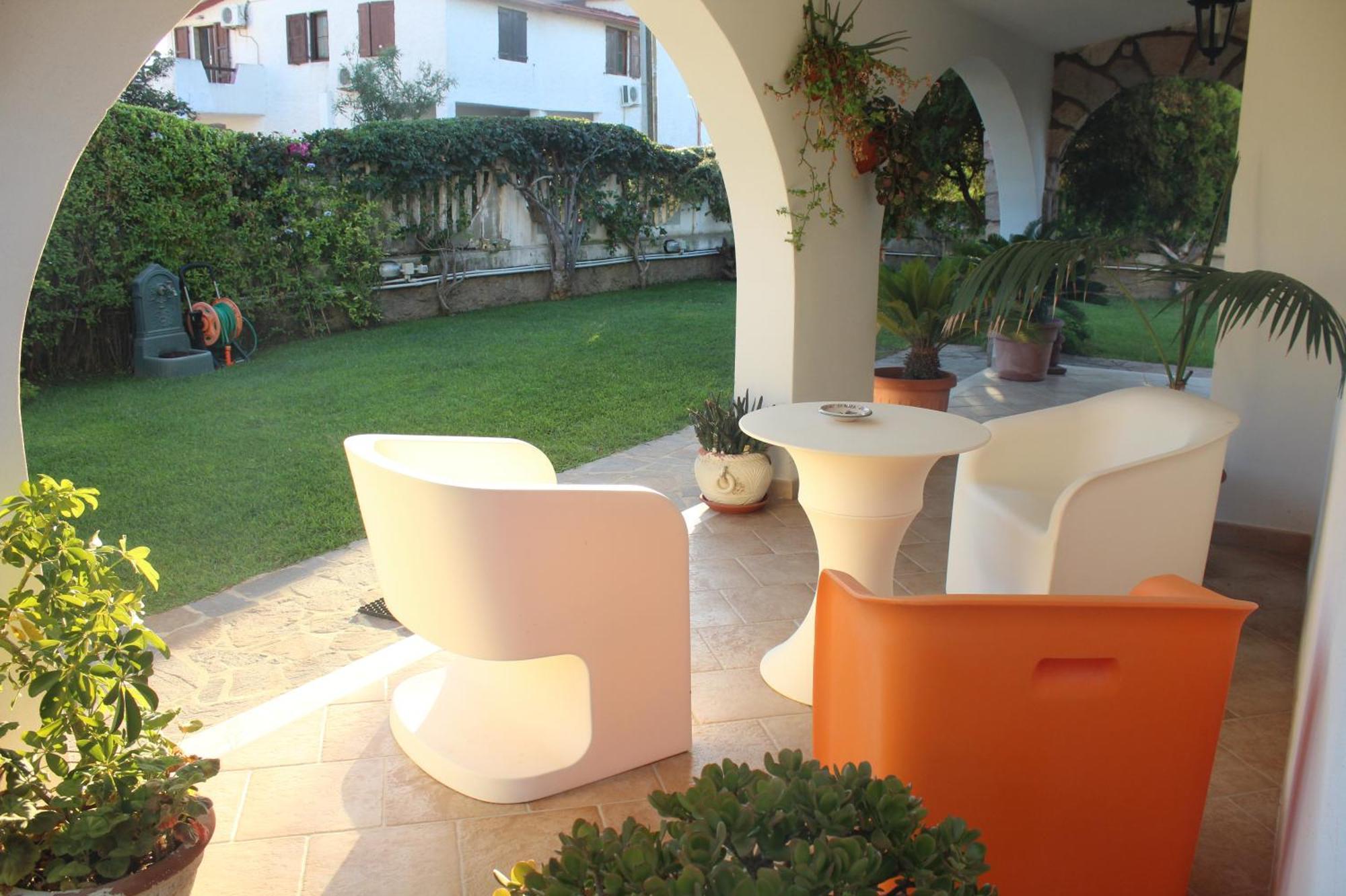 Bed and Breakfast Los Flamingos La Maddalena  Екстер'єр фото