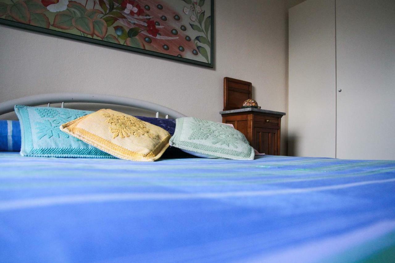 Bed and Breakfast Los Flamingos La Maddalena  Екстер'єр фото