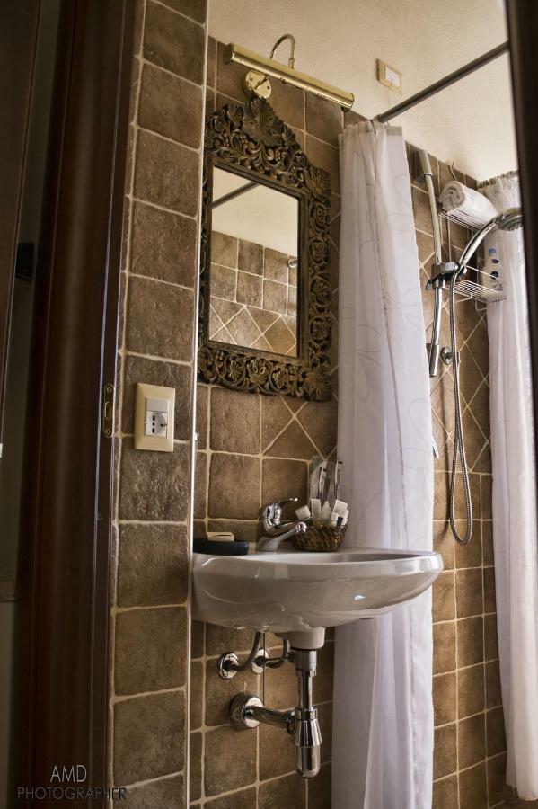 Bed and Breakfast Los Flamingos La Maddalena  Екстер'єр фото